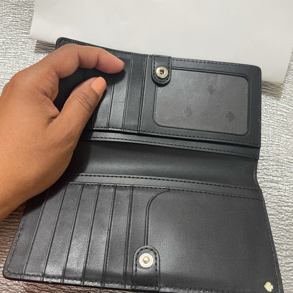 Kate Spade wallet - Picture 3 of 6